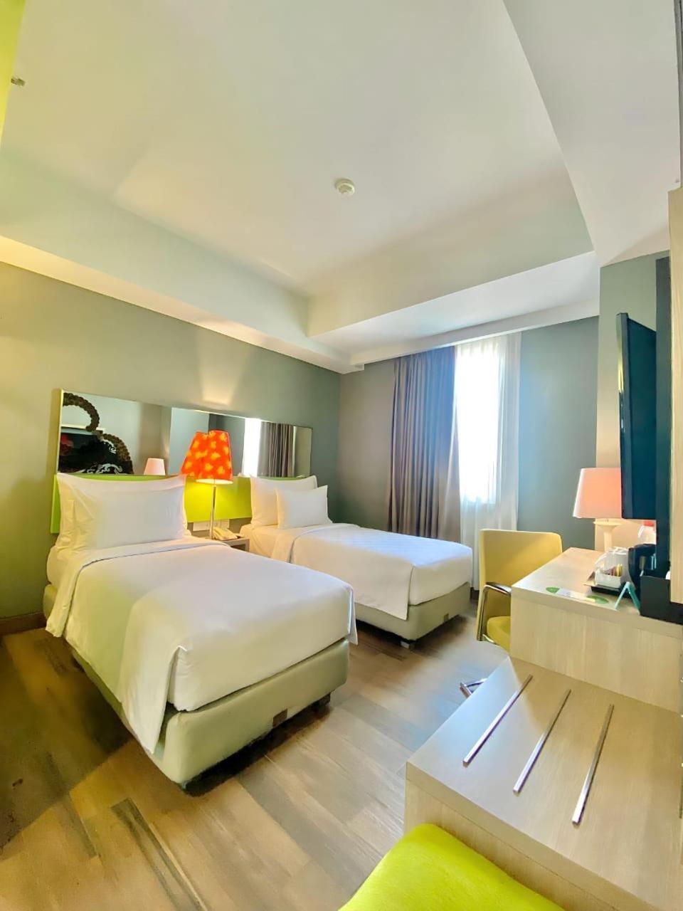 Khas Gresik Hotel Exterior foto